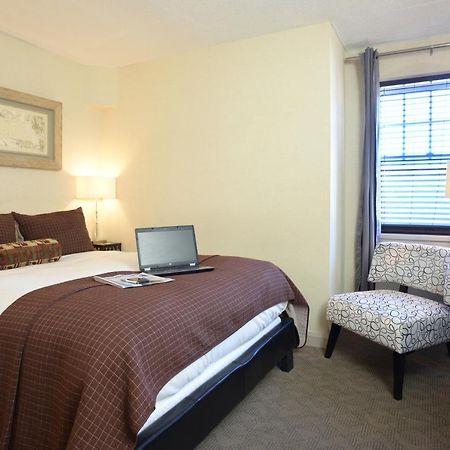Shaw Club Hotel Niagara-on-the-Lake Extérieur photo