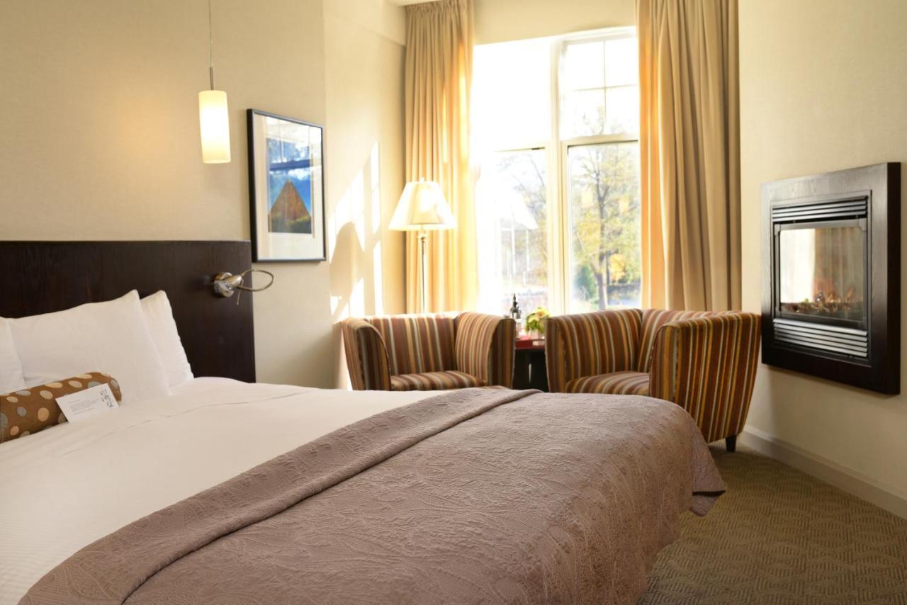 Shaw Club Hotel Niagara-on-the-Lake Extérieur photo